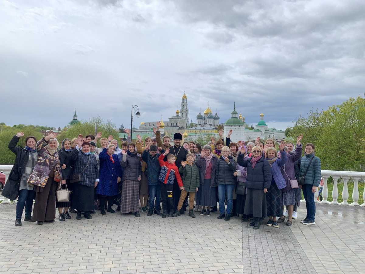 СОСТОЯЛАСЬ ПОЕЗДКА В ТРОИЦЕ-СЕРГИЕВУ ЛАВРУ